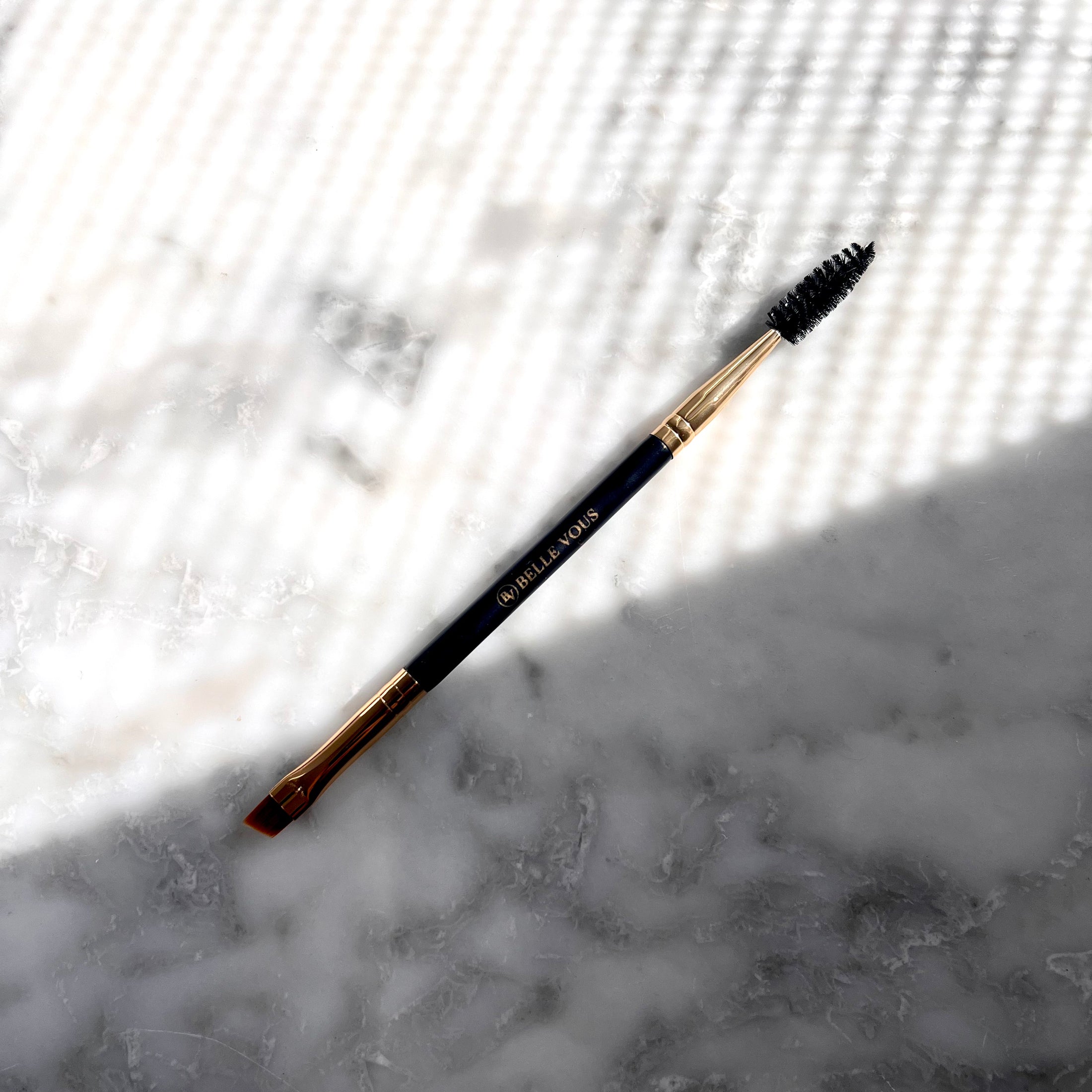 DEFINE & LINE BROW BRUSH