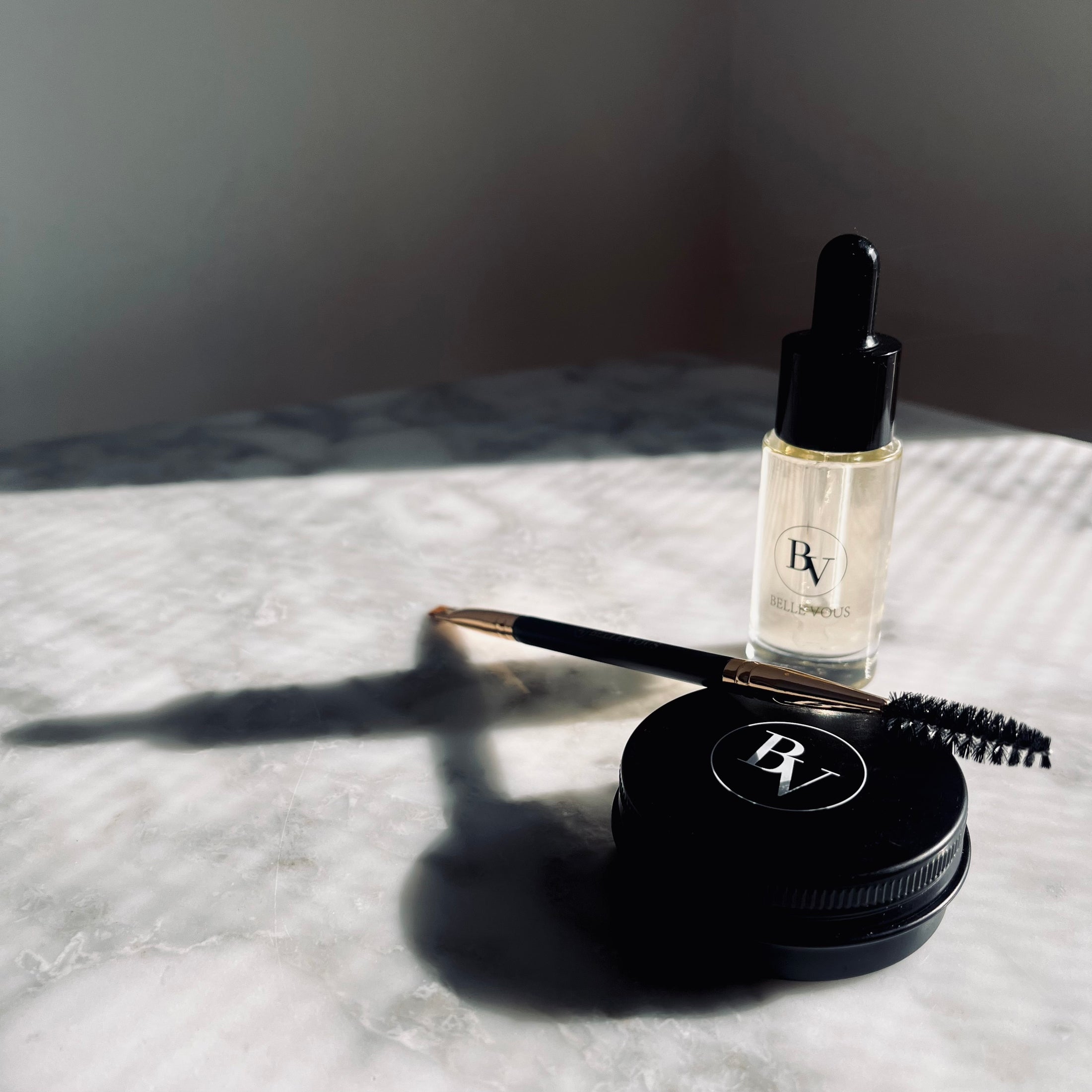 DEFINE & LINE BROW BRUSH